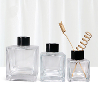 Bouteilles en verre transparentes pour diffuseur de parfum, 50 ml, 100 ml, 200 ml, emballage pour huile aromatique, parfum, flacons en verre ronds et carrés, prêts à être expédiés
