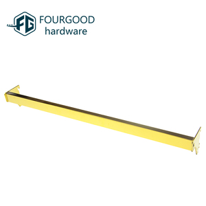 Rail de suspension rotatif pour vêtements en tube carré 50*600 pour magasin - Product Image 3