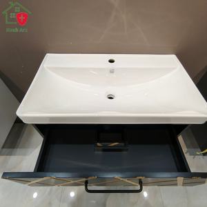 Mueble de baño con rayas negras, encimera blanca, lavabo, espejo redondo montado en la pared - Product Image 6