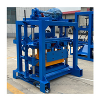 Machine de fabrication de blocs creux en béton QTJ4-40, facile à utiliser, pour sable et plastique, 1500-1000 kg