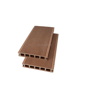 2025 tiêu chuẩn mới ngoài trời 3D dập nổi WPC <span class=keywords><strong>decking</strong></span> vuông/lỗ tròn hạt Gỗ PVC Panel tường 25*140 mét cho căn hộ - Product Image 5