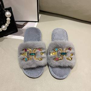 Nouvelles pantoufles en TPR pour hommes, pantoufles chaudes, pantoufles en peluche, pantoufles d'extérieur, prix de gros - Product Image 5