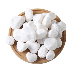 Pierre de marbre concassée de galets blancs naturels pour l'aménagement paysager <span class=keywords><strong>prix</strong></span> d'usine de pierre de décoration - Product Image 1