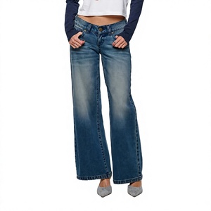 Jean évasé pour femme en mélange de coton délavé moyen, taille haute, denim extensible, coupe décontractée, jambe large, style bootcut, pantalon tendance pour femme - Product Image 3