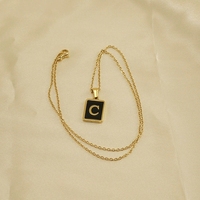 Collar de Moda con Colgante Cuadrado de Letras Iniciales del Alfabeto, Concha Rosa, Chapado en Oro de 18K, Acero Inoxidable, Joyería para Mujer