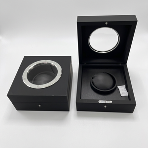 Estuche Cuadrado Negro para Reloj con Interior de Cuero Sintético y Cierre a Presión, a Prueba de Polvo, para Relojes de Lujo - Product Image 1