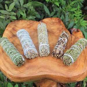 Palos de aromaterapia artesanales naturales respetuosos con el medio ambiente-<span class=keywords><strong>Romero</strong></span> California White Sage Cedar Juniper Floral para espacio navideño - Product Image 3