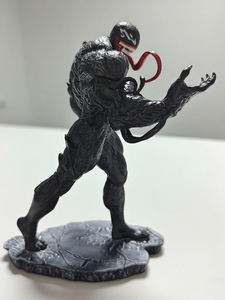 Marvel Heroes Series Trendy Toy Figurine <span class=keywords><strong>Venom</strong></span> fait à la main et pour Batman PVC Statue New Condition Frozen Characters Petit Modèle - Product Image 3