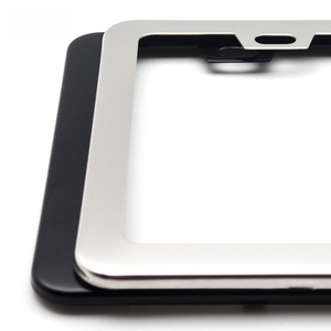 Marco de Matrícula de Acero Inoxidable Estándar Estadounidense en Oferta, Marco para Placa de Matrícula de Automóvil de 31*16 cm - Product Image 4