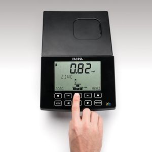 Analizador de Calidad del Agua Multiparamétrico Basado en Microcomputadora HANNA HI801 de Italia con Espectrofotómetro Visible - Product Image 2