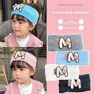 Fascia per capelli in lana lavorata a maglia a tesa larga stile coreano per bambini, con logo a lettera M, versatile, calda, antivento, protettiva per le orecchie, per street dance - Product Image 2