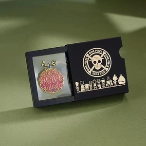 3 diseños, venta al por mayor, joyería, Luffy sombrero de paja, fruta maldita, broche de lujo, caja de embalaje, broche de Pin esmaltado de Metal Ace de Anime - Product Image 2