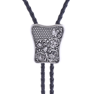 Collier pendentif en métal de haute qualité, style western <span class=keywords><strong>cowboy</strong></span>, motifs floraux et végétaux, avec attache bolo en cuir. - Product Image 2