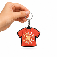 OEM Maßgefertigter Flexibler Flacher PVC-Schlüsselanhänger mit T-Shirt- und Handtaschen-Accessoires für Boutique Einzelhandel Großhandel Souvenir Geschenk