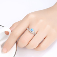 Bague de fiançailles et de mariage en argent sterling 925 avec opale carrée, bagues pour femmes avec opale de feu ronde et zircone pour les fêtes