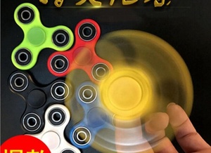 Tùy Chỉnh Thần Tài Spinners Khuyến Mãi Giá Rẻ Giảm Căng Thẳng Đồ Chơi Nhựa Kim Loại Ngón Tay Bay Thần Tài Spinner Với In - Product Image 5