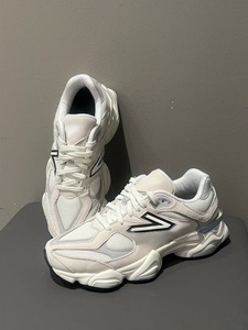 Chaussures de sport décontractées haut de gamme en cuir de vachette pleine fleur texturé, de marque de luxe, pour hommes et femmes, de qualité supérieure et à la mode. - Product Image 3