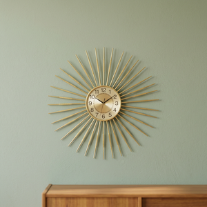 Horloge murale Sunburst de style moderne du milieu du siècle, analogique à quartz, en métal, décoration de salon, design géométrique abstrait doré - Product Image 3