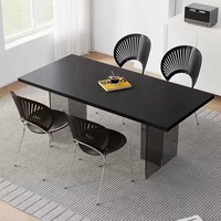 Französischer Cremefarbener Acryl-Esstisch mit Delifeng-Steineffekt - Ein Stilvoller Esstisch für Zuhause