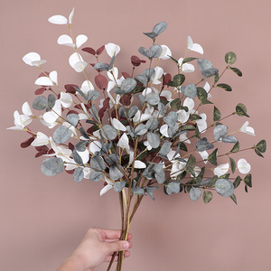Plante d'eucalyptus artificielle Ruilisi, 36 feuilles, blanc, gris, rouge, décoration de mariage, accessoire de décoration pour la maison - Product Image 1