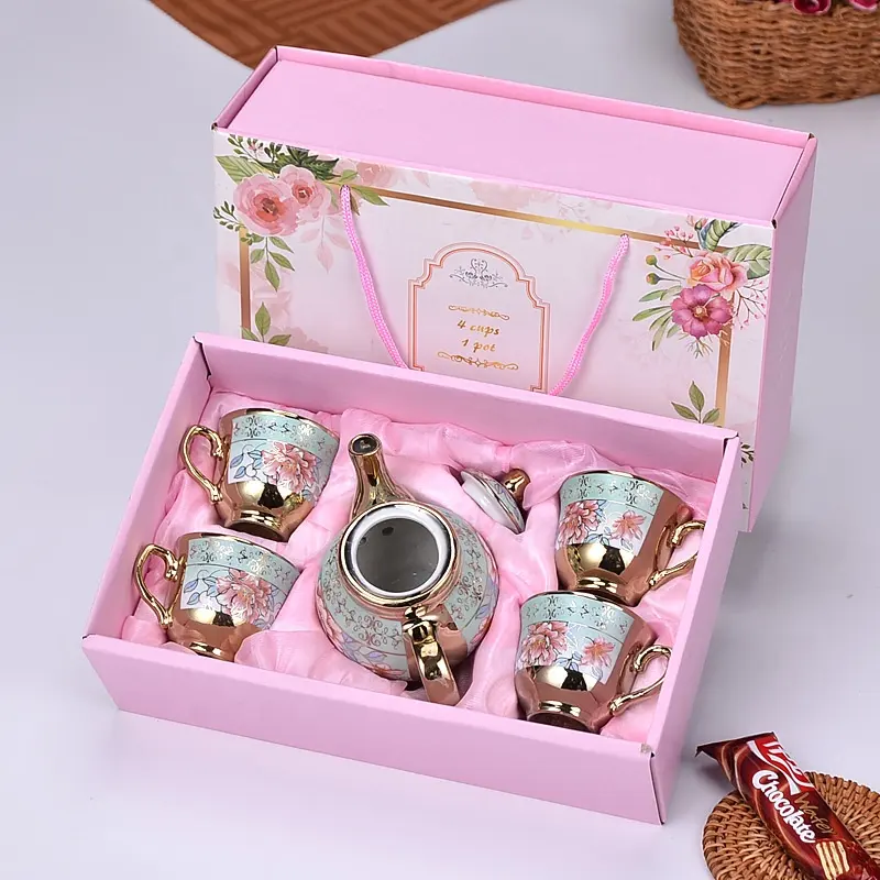 Delicate Bone china Coffee Cup Set European Vintage Tea Cup Tea Kettle Saucer SetGift box Ceramic tea set