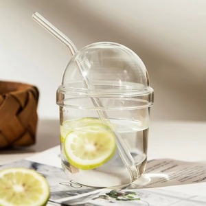 ถ้วยชานมพร้อมหลอดทำจากแก้วบอโรซิลิเกตทรงสูงถ้วยใส่ไอศกรีมนมน้ำผลไม้น่ารักใสใหม่พร้อมฝาทรงโดม - Product Image 1