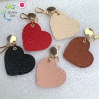 Nouveau design personnalisé en cuir de vachette de luxe vintage à la mode porte-clés en cuir véritable avec logo de voiture gaufré personnalisé pour cadeau promotionnel