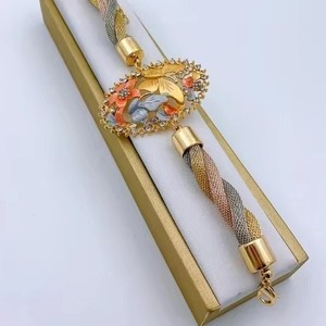 Conjunto de joyas con acento de diamantes nupciales para mujer de moda con chapado en oro grueso para bodas, compromisos y fiestas - Product Image 3