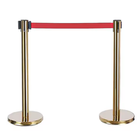 Barrière télescopique rouge en acier inoxydable pour files d'attente, contrôle des foules, isolation, banque, aéroport, MetaRubber MR-BP2MG 320mm 900mm