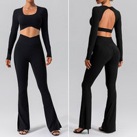 Pantalon d'entraînement évasé en nylon personnalisé pour femmes, leggings de gymnastique ajustés avec jambe large et conception de levage des fesses pour ensemble de yoga de remise en forme