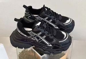 Calzado Deportivo Moderno para Hombre y Mujer, Transpirable, con Amortiguación, Suela Suave, Antideslizante y Antiolor - Product Image 4