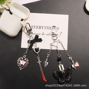 Nuevo estilo gótico mariposa corazón llavero colgante lindo dulce fresco aleación accesorios auricular funda bolsa Decoración - Product Image 4