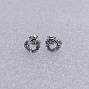 Alta calidad 925 plata esterlina pequeño pretzel Cubic Zirconia corazón nudo Stud pendientes lindo joyería fina fábrica al por mayor - Product Image 5