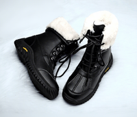 Bottes d'hiver imperméables pour femmes, logo personnalisé OEM ODM, doublure polaire, bout rond, mi-mollet, à lacets, antidérapantes, chaudes, pour la randonnée en extérieur