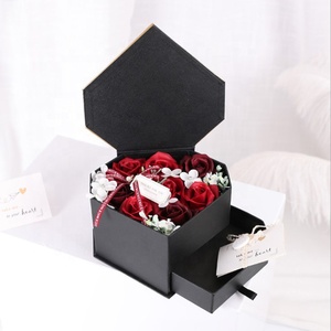 Cajón <span class=keywords><strong>en</strong></span> forma de corazón, caja de regalo de flores de jabón para novia, regalo de cumpleaños, <span class=keywords><strong>tarjeta</strong></span> creativa a juego, caja de mampostería - Product Image 3