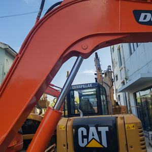 Excavadora Doosan DH60-7 de 6 Toneladas de Alta Calidad, Fuerza de Excavación de 44kN, Sistema Hidráulico con Bomba de Engranajes, Excelente Estado, Bajo Precio, 2022 - Product Image 2