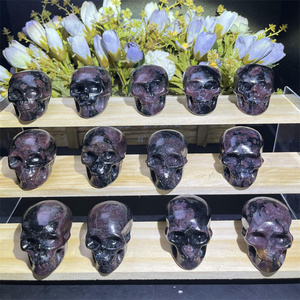 Calaveras de <span class=keywords><strong>granate</strong></span> <span class=keywords><strong>pulido</strong></span> de alta calidad, artesanías de cristal talladas a mano, calaveras de 2 pulgadas de <span class=keywords><strong>granate</strong></span> para decoración del hogar - Product Image 3