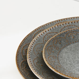 Ensemble d'assiettes rondes en céramique rétro vertes brillantes uniques et bon marché pour banquet - Product Image 2