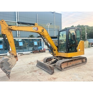 Mini-excavatrice sur chenilles hydraulique CAT 306.5 de 6 tonnes d'occasion en bon état pour l'aménagement paysager et les petites constructions - Product Image 3