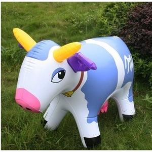 Juguete inflable de vaca de PVC para niños de 2 a 4 años, artículo de juego unisex - Product Image 2