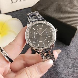 Reloj automático de lujo de alta calidad para hombre, marca personalizada de acero inoxidable cuadrado con opciones de banda de cuero de plástico, estilo de cartón - Product Image 6