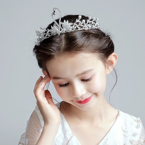 Tiara <span class=keywords><strong>de</strong></span> Aleación <span class=keywords><strong>para</strong></span> <span class=keywords><strong>Niñas</strong></span>, Corona <span class=keywords><strong>de</strong></span> Princesa <span class=keywords><strong>para</strong></span> Cumpleaños, Desfile, Accesorios <span class=keywords><strong>para</strong></span> Vestidos, Diadema <span class=keywords><strong>de</strong></span> Niña <span class=keywords><strong>de</strong></span> las <span class=keywords><strong>Flores</strong></span> <span class=keywords><strong>para</strong></span> Bodas - Product Image 3