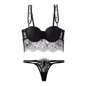 Nouvel ensemble de lingerie en dentelle brodée style français, fin et sexy, avec soutien-gorge push-up et culotte 2 pièces pour femme - Product Image 4