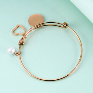 Bracelet Alphabet Gravé au Laser Or Rose Cœur Perle Charme Bijou Unisexe Cadeau - Product Image 4