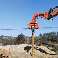 Marteau vibrant monté sur excavatrice KN350 pour le battage de pieux, de palplanches et de pieux tubulaires, hydraulique