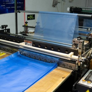 <span class=keywords><strong>Film</strong></span> barrière VCI transparent pour équipement métallique de qualité alimentaire, <span class=keywords><strong>film</strong></span> plastique non toxique anti-rouille pour machines industrielles - Product Image 1