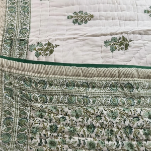 Meilleur coton tendance fait à la main Design de qualité supérieure meilleure vente à chaud ensemble de couvre-lit matelassé en coton de haute qualité broderie légère imprimée - Product Image 1