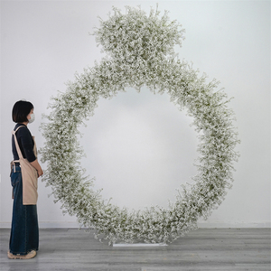 Arreglo de arco floral personalizado en forma de diamante, arco de flores artificiales para decoración de bodas. - Product Image 3