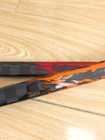 Bâton de hockey sur glace en carbone avec inspection de contrôle qualité complète avant expédition pour l'assurance qualité, compatible avec les commandes d'essai