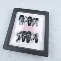 Uñas artificiales puramente hechas a mano, longitud media-larga, serie oscura, combinación de colores en blanco y negro, alta calidad, reutilizable